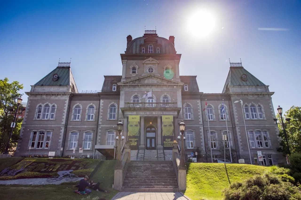 Sherbrooke, Quebec City Hall heritage building — cobbler and shoe repair service area
