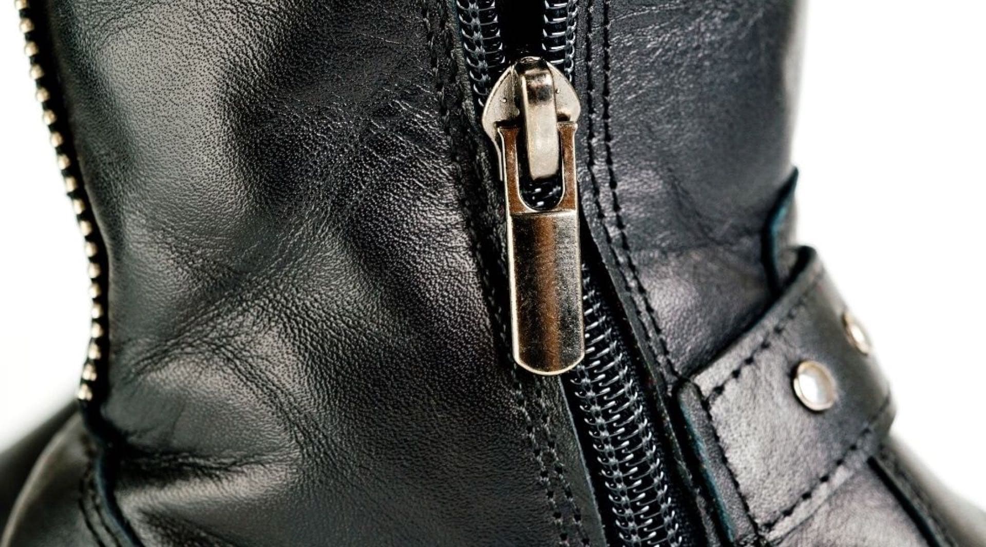 Réparation et Remplacement de Fermetures Éclair